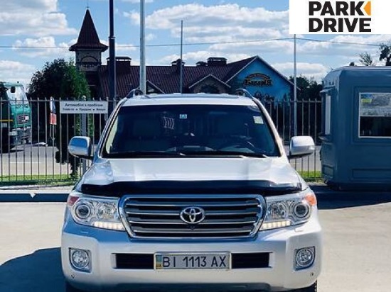 Toyota Land Cruiser 200